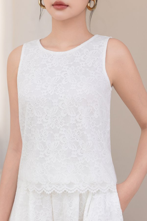 MARIS LACE SCALLOP TOP (WHITE)