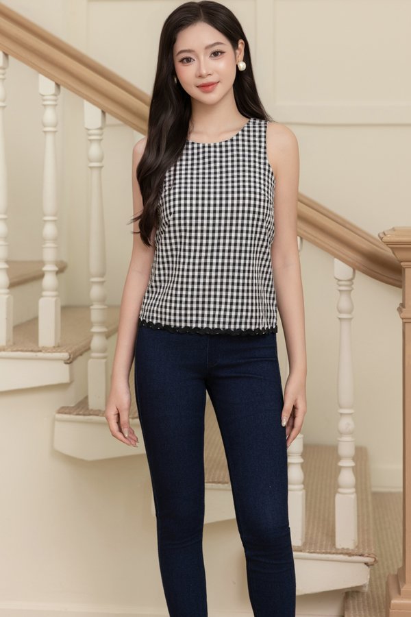DEMPSEY RICK RACK BOX TOP (BLACK GINGHAM)