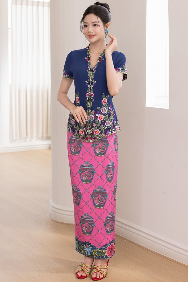 KAM CHENG BATIK NYONYA SKIRT (FUCHSIA PINK)