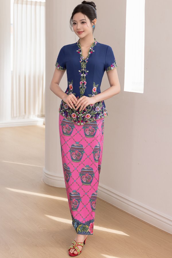 KAM CHENG BATIK NYONYA SKIRT (FUCHSIA PINK)