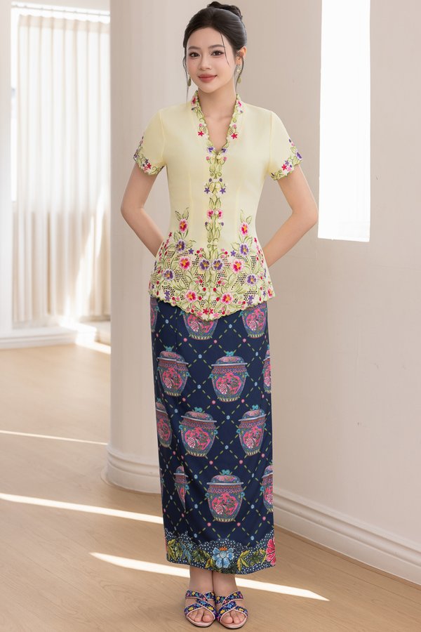 KAM CHENG BATIK NYONYA SKIRT (NAVY)
