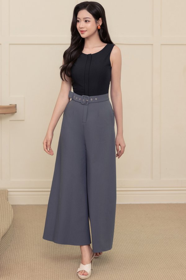 LIVIO FRONT ZIP JUMPSUIT (BLACK)