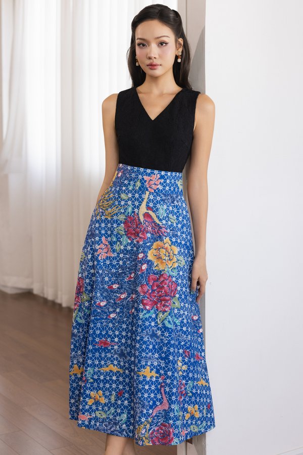 BALLAD OF BLOSSOMS PRINTED BATIK LACE DRESS (BLACK)