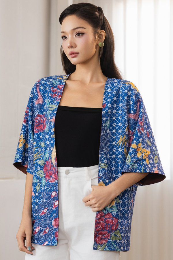 BALLAD OF BLOSSOMS PRINTED BATIK REVERSIBLE KIMONO (BLUE)