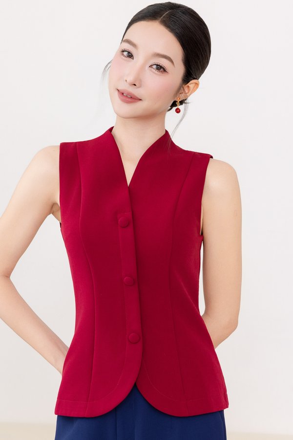OTIS CURVED HEM VEST (HAUTE RED)