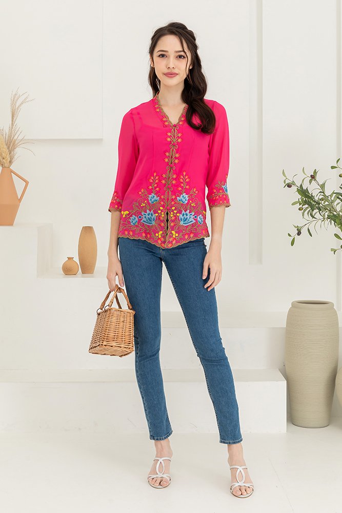The Sacred Lotus Nyonya Embroidery Kebaya (Fuchsia Pink) | Faire Belle